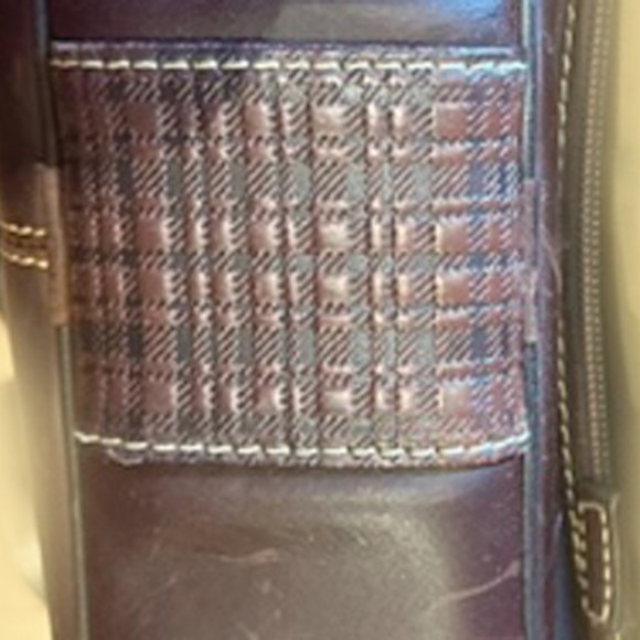 GORGEOUS BOCONI LARGE LEATHER MESSENGER BAG 18"x13"x3"wide. For men&women - Picture 5 of 13